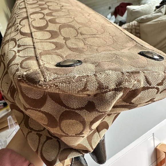 Coach Penelope Bag w/ COA - Picture 9 of 16